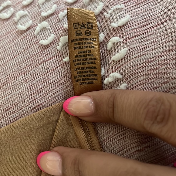 skims long sleeve scoop neck bodysuit - Picture 7 of 11